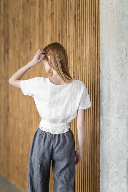 Women's Linen Belted Short Sleeve Top - Image 2