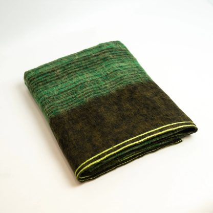 Forest-style fluorescent stitched blended blanket - Image 5
