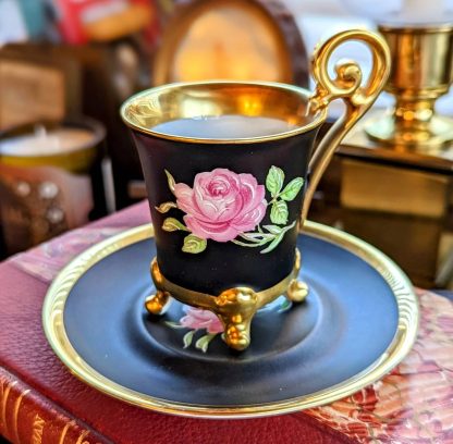 Black and gold bone china cup and saucer set - Image 5