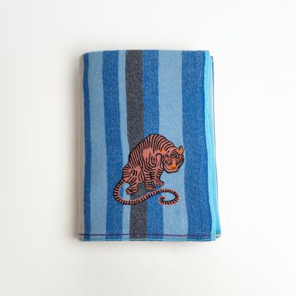 Vintage striped orange tiger print blend throw blanket - Image 4