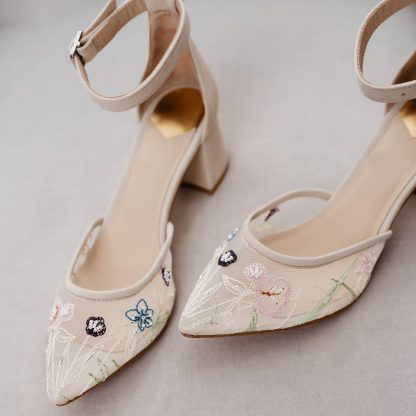Spring Garden Embroidered Pointed Toe Block Heel Sandals - Image 7