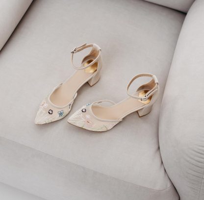 Spring Garden Embroidered Pointed Toe Block Heel Sandals - Image 6