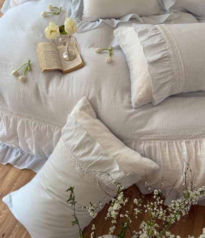 Healing style light blue ruffled bedding four-piece set - Image 2