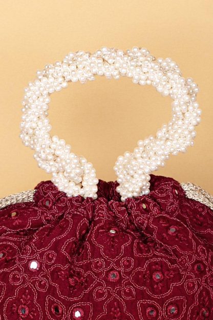 Burgundy velvet pearl embroidered handbag - Image 6