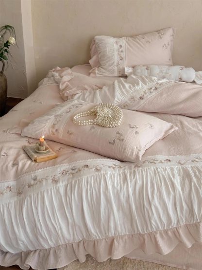 Soft pink embroidered ruffled bedding four-piece set - Image 6