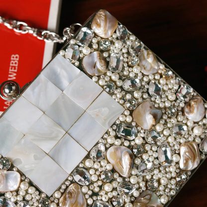 Vintage silver shell and pearl evening bag - Image 5