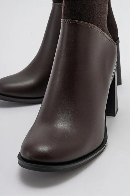 Retro dark brown patchwork chunky heel boots - Image 7