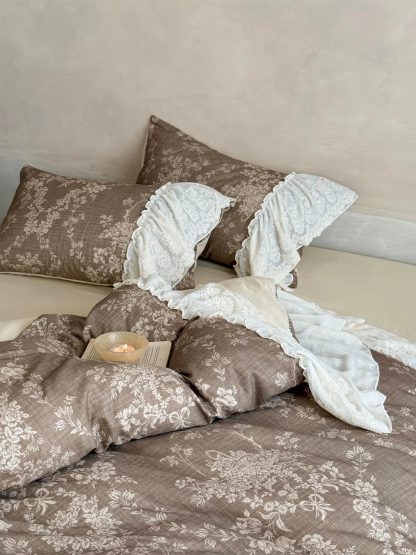 Retro pastoral lace four-piece bedding set - Image 7