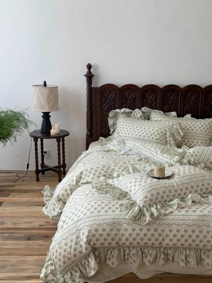 Retro pastoral small floral ruffled bedding four-piece set - Image 5