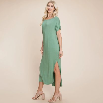 Lazy style side slit round neck short sleeve dress