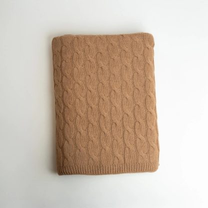 Camel cable-knit blend throw blanket - Image 5