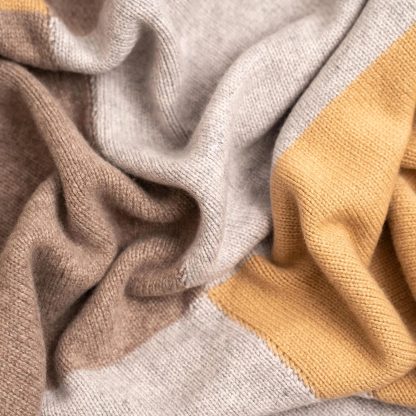 Earth-tone patchwork knitted throw blanket - Image 5