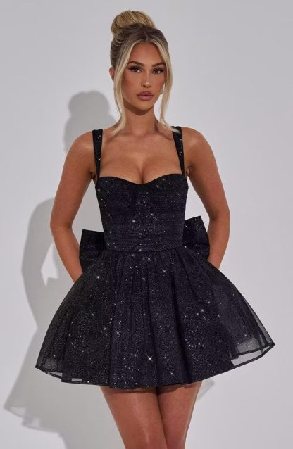 Black Sequined Sweetheart Neck Bow Flared Hem Mini Skirt - Image 4