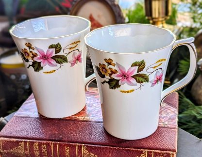 Hand-painted floral bone china mug - Image 7