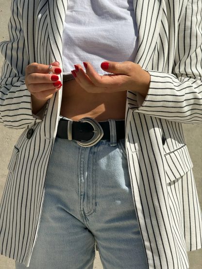 Black belt with vintage silver buckle - Image 6