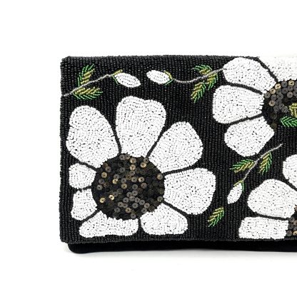 Black gauze flower border hand-beaded sequin bag - Image 3