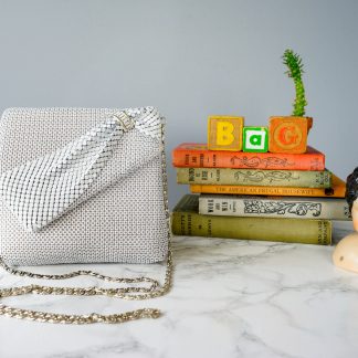 Vintage white woven mother-and-child chain bag
