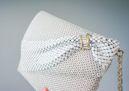 Vintage white woven mother-and-child chain bag - Image 2