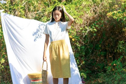 Yellow high waist linen textured straight midi skirt - Image 2
