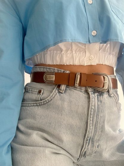 Brown leather belt with vintage silver buckle - Image 4