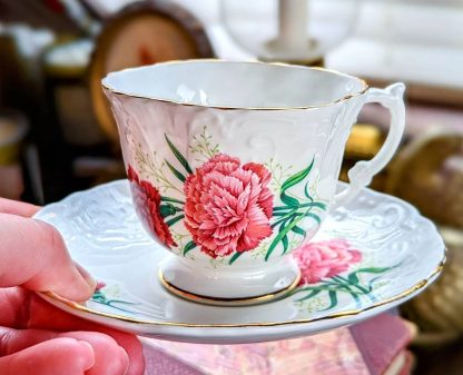 Carnation bone china cup and saucer set - Image 6
