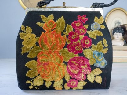 Vintage floral embroidered metal lock handbag - Image 10
