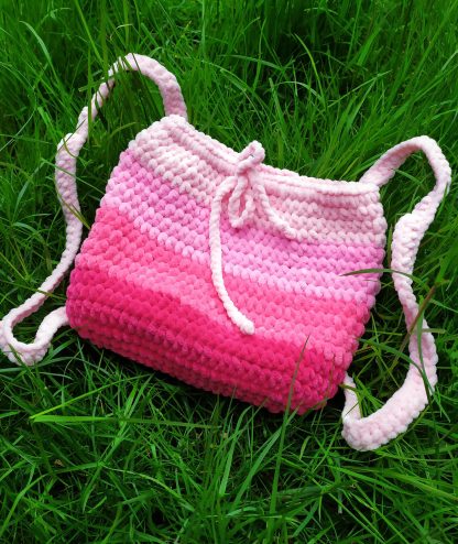 Gradient pink sweet knitted pet bag - Image 4