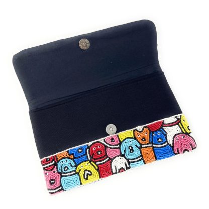 Childlike cute dog cluster hand-beaded clutch - Image 4
