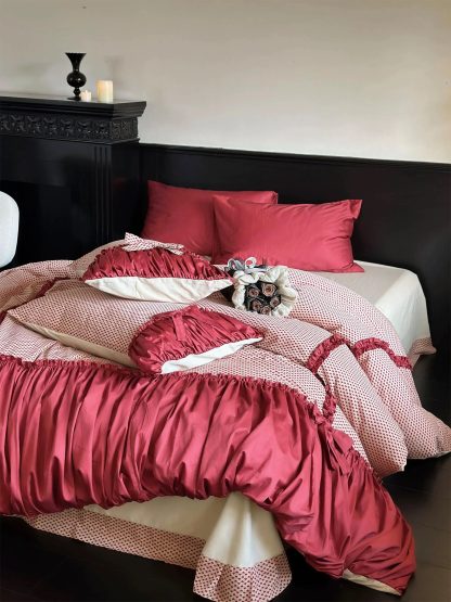 Contrast color polka dot ruffle bedding four-piece set