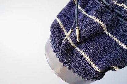 Vintage navy knitted drawstring bucket bag - Image 3