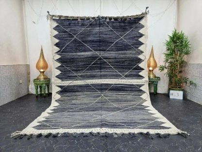 Handmade gradient geometric tassel carpet - Image 9