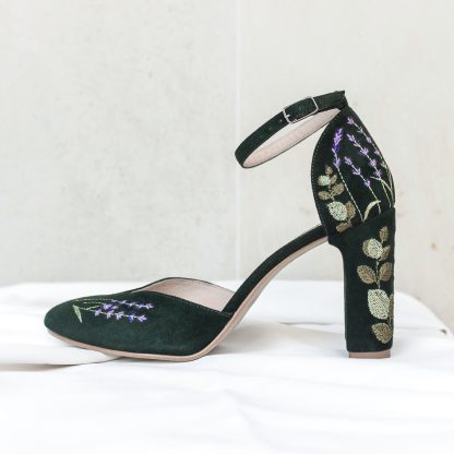Retro forest-style lavender embroidered chunky high heels - Image 5