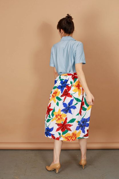 Colorful Large Floral Print A-Line Midi Skirt - Image 9