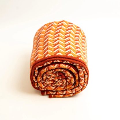 Orange and white zigzag wool-blend throw blanket - Image 3