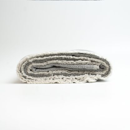 Diamond pattern and tassel blended throw blanket - Image 9