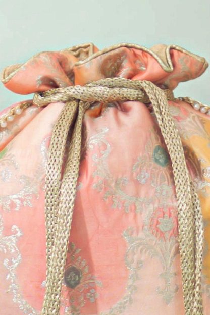 Pink and orange contrast embroidered drawstring bag - Image 3