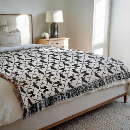 Gothic dark style bat bow jacquard blanket