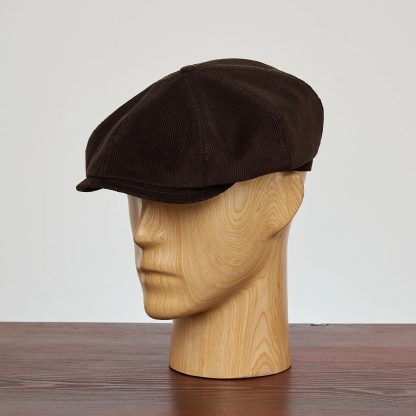Autumn and winter brown corduroy newsboy cap - Image 3
