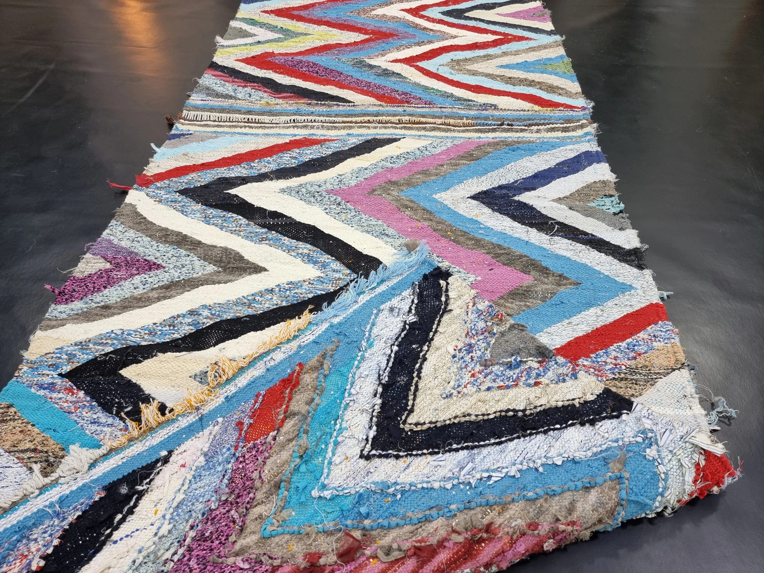 Handmade Artistic Colorful Zigzag Tassel Rug - Image 2