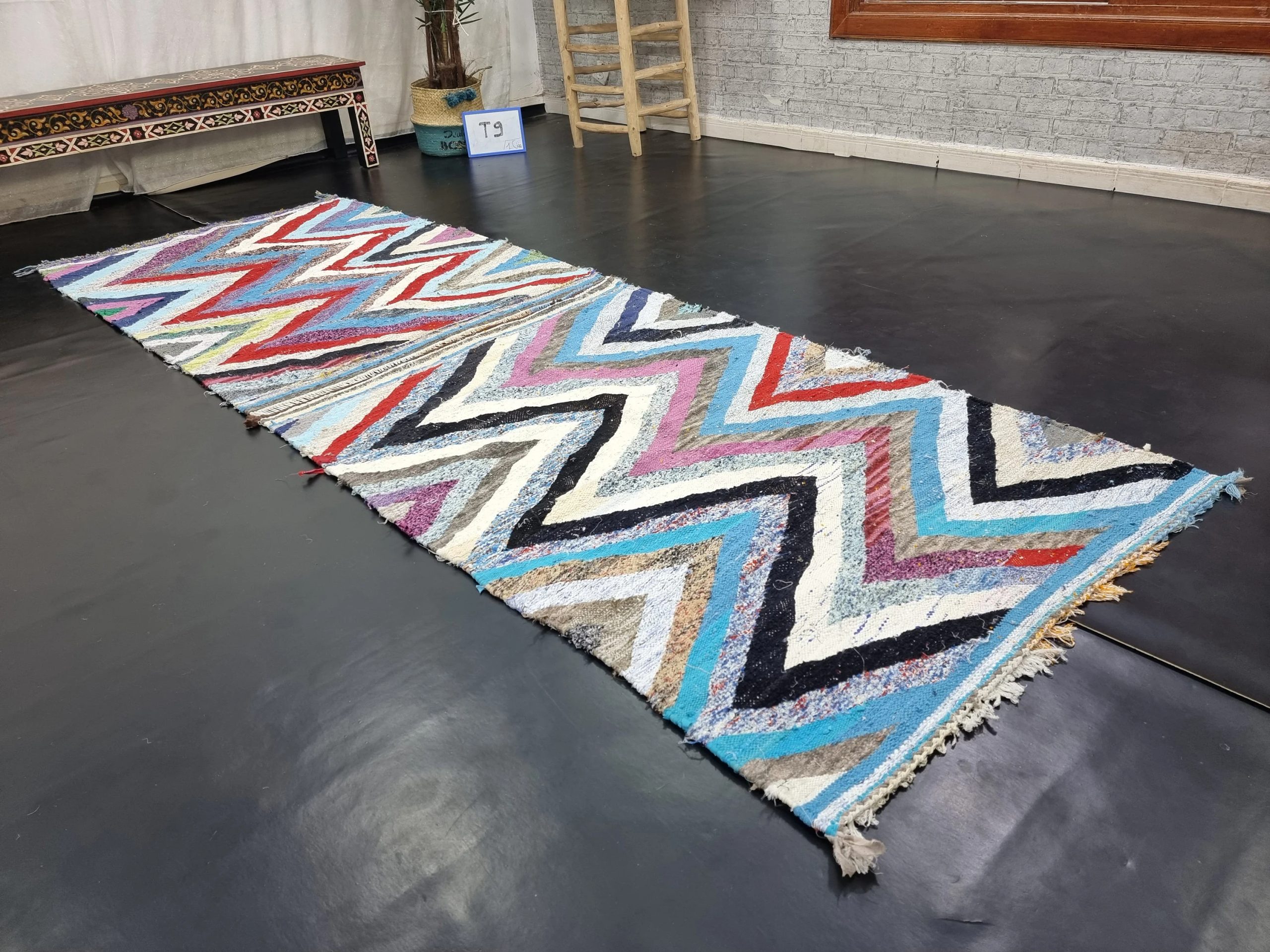 Handmade Artistic Colorful Zigzag Tassel Rug