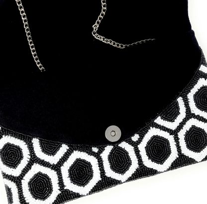 Honeycomb contrast hand-beaded evening bag - Image 4