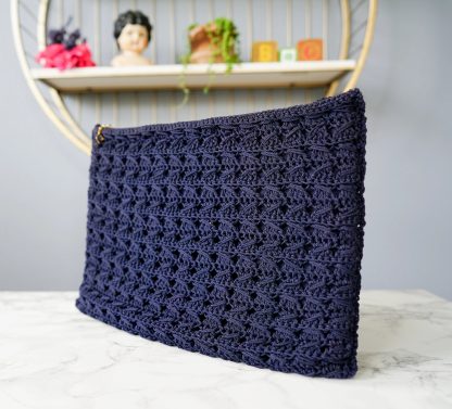 Vintage dark blue hand-crocheted clutch - Image 3