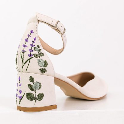 South of France lavender embroidered block-heeled sandals - Image 4
