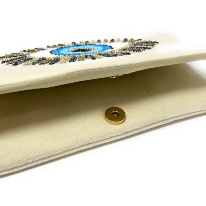 Light luxury Guardian Eye hand-beaded velvet clutch - Image 3