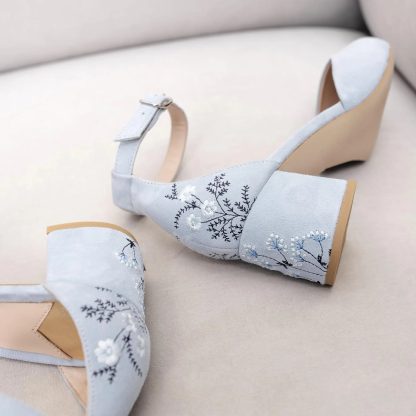 Fresh light blue embroidered square toe thick-heeled sandals - Image 4