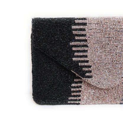 Minimalist contrast color hand-beaded envelope bag - Image 7