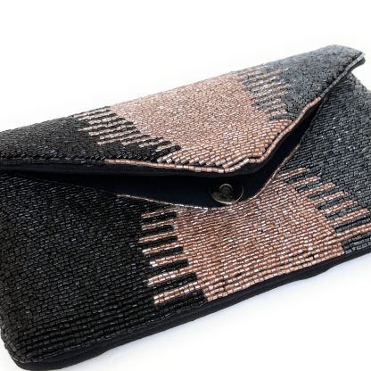 Minimalist contrast color hand-beaded envelope bag - Image 5