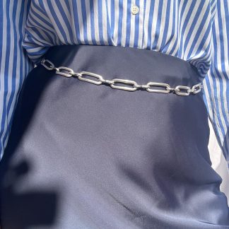 Minimalist metal chain belt
