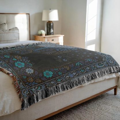 Mysterious fantasy black cat jacquard blanket - Image 5