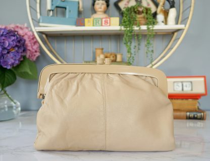 Vintage beige leather lock clutch